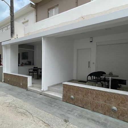 Paraskevi'S Apartments Kíssamos Exterior foto